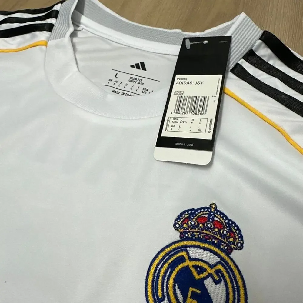Real Madrid 2025-2026 Home Kit Jersey Football New With Tags Size L Militao